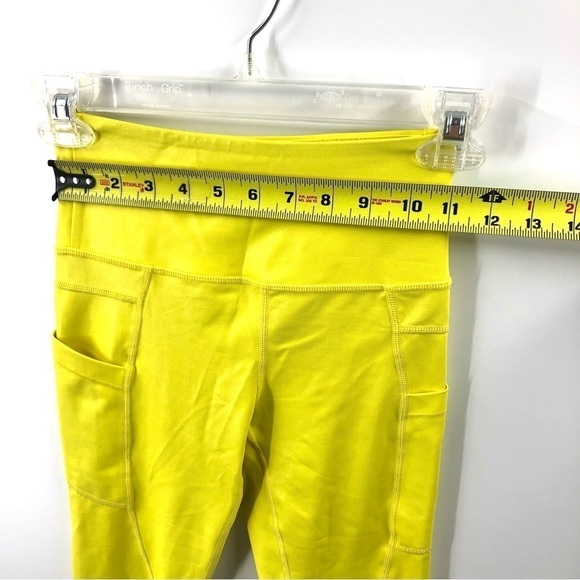 Zyia Metallic Neon Yellow Leggings Light N Tight With Pockets Size 0 - Picture 8 of 11